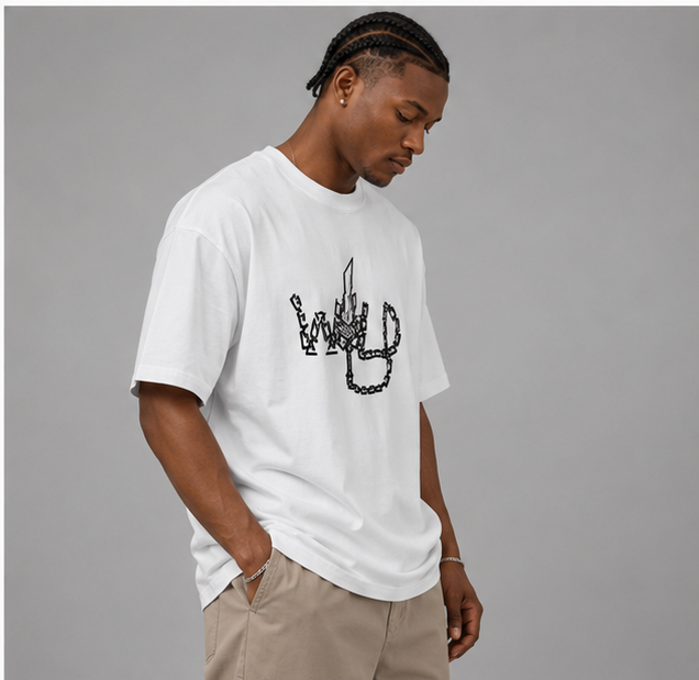 Camiseta "RESTRICION"